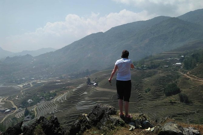 1-day Authentik trek & Panorama valley views - Lunch in a local restaurant