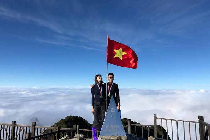 1 day Fansipan Trekking - Tram Ton Pass to the bamboo forest