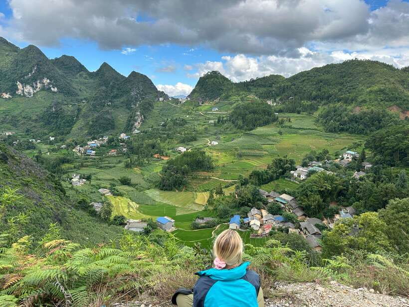 1 Day Ha Giang Loop Tour by Motorbike with Easy Rider - Real - Lunch near Lung Tam