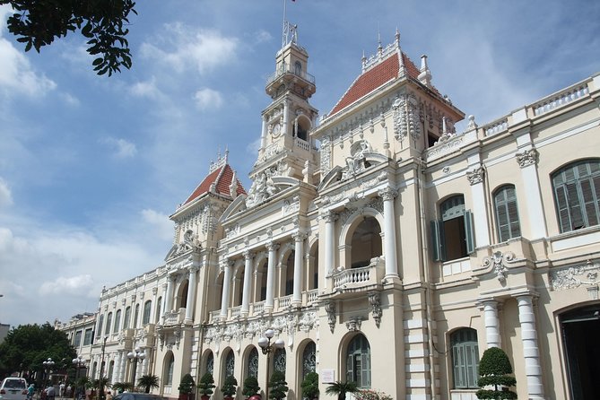 1-Day Ho Chi Minh City & Cu Chi Tunnels-Deluxe Group Of 10 Max - Tapioca, tea, and the shooting range