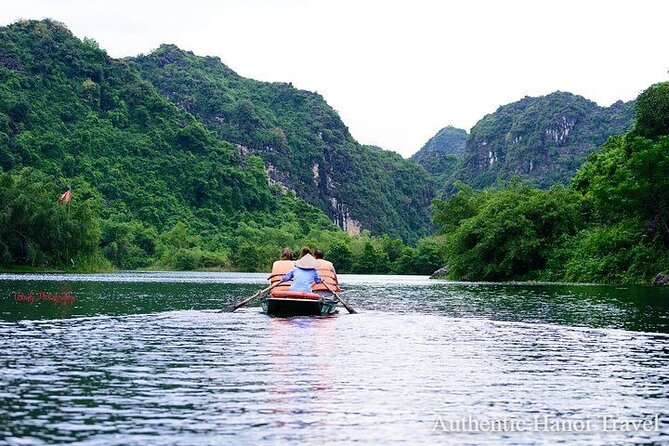 1 Day Luxury Tour in Bai Dinh, Trang An and Mua Cave From Hanoi - Who should book this experience?