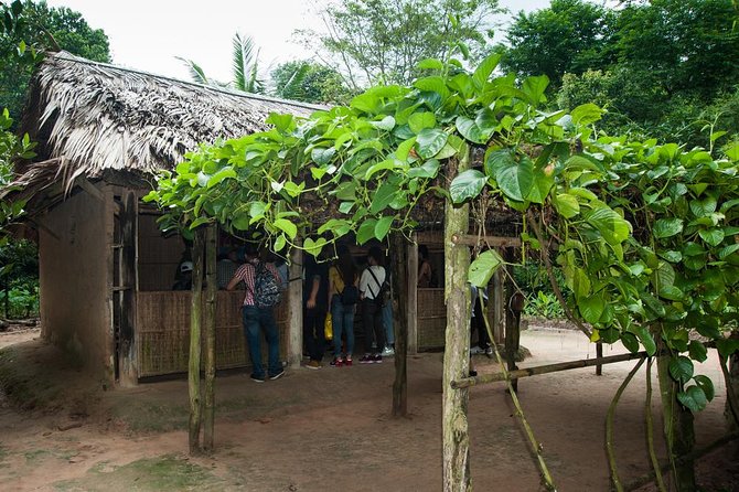 1-Day Tour of Black Virgin Mountain - Cao Dai Temple - Cu Chi Tunnels from HCMC - Cao Dai Temple’s Colorful Religious World