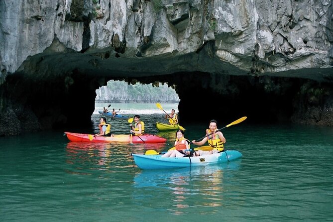 1 Day Tour to Halong Bay Cruise from 3 - 5 star Cruise & Transfer - Food, guides, and the human side of the day