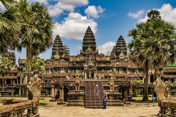 10-Day Vietnam Discovery from North to South | Best Packages - Day six, flying to Da Nang and reaching Hoi An