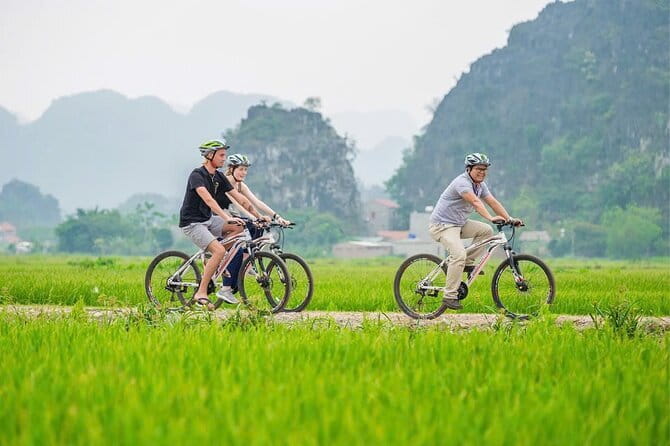 10-Day Vietnam Discovery from North to South | Best Packages - Day one in Hanoi, from the airport to Hoan Kiem Lake
