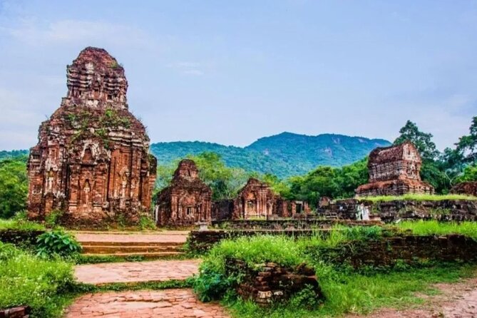 14-day Vietnam Itinerary | Breathtaking | Island relaxing 2026-27 - Hanoi arrival, with time to find your footing