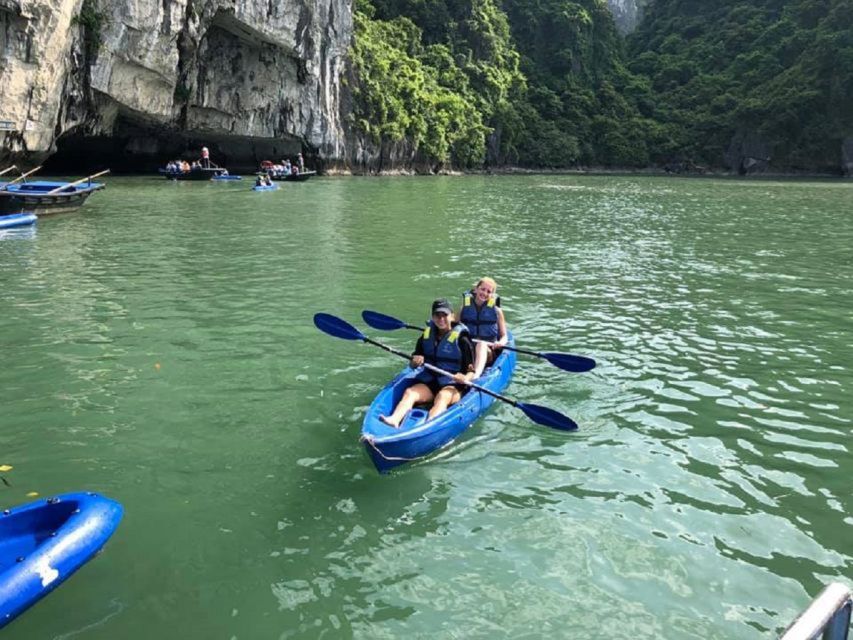 2-Day: Hanoi - Ninh Binh - Halong Bay Luxury Cruise - Kayaking or bamboo boat at Luon Cave