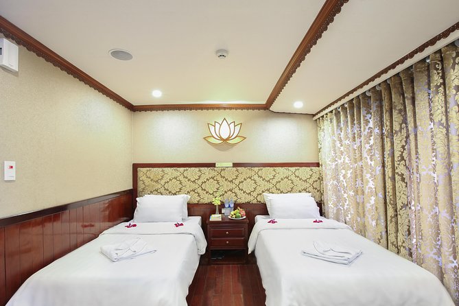 2-Day Oriental Sails Junk Cruise of Halong Bay - Titop Island, Sung Sot Cave, and the first afternoon