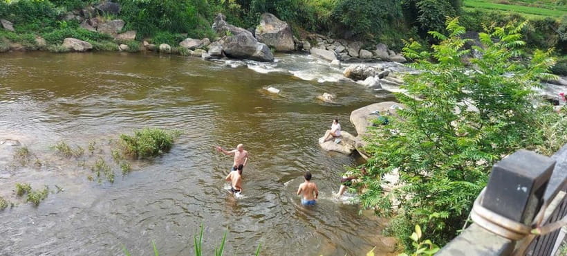 2-Day Sa Pa Ethnic Homestay Tour & Trek with Limousine Bus - What the guides add