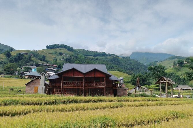 2-Day Sapa Guided Tour Slipping in Homestay From Hanoi - The Hanoi to Sapa transfer