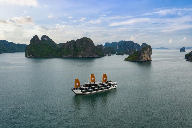 2 Days and 1 Night Halong Bay Luxury Genesis Regal Cruises - Brunch, Disembarkation, and the Long Ride Back