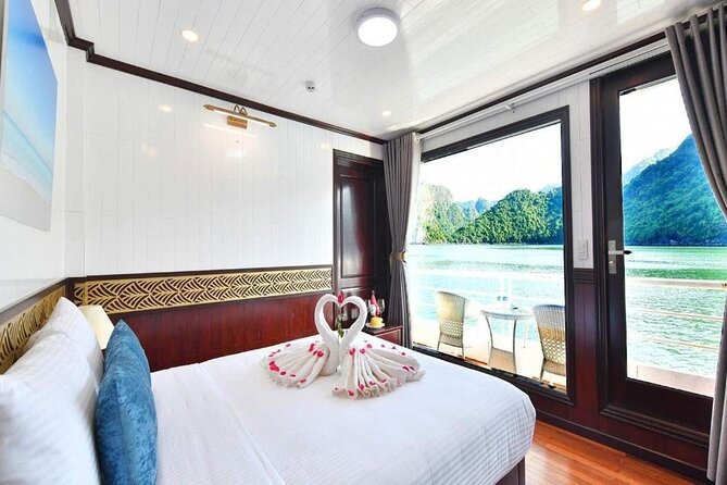 2 Days Halong Bay - Halong Sapphire Cruise - Key points at a glance