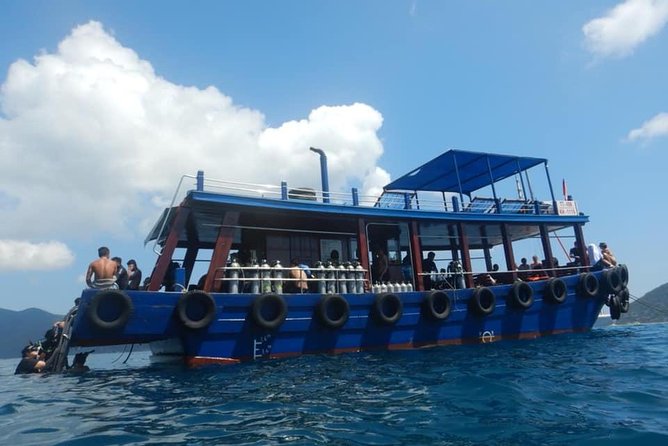 2 Fun Dives for certified Divers - Hon Mun’s reef sites and two sessions underwater