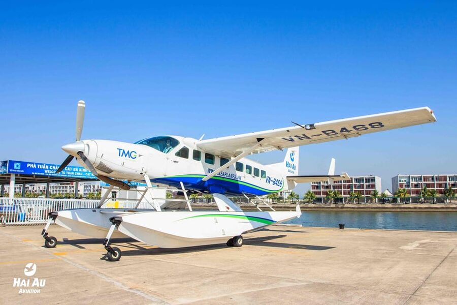 25 minutes sightseeing flight in Halong Bay by Seaplane - Key points before you book