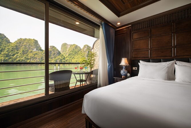 3-Day Hanoi-Ninh Binh-Halong-Lan Ha Bay 5 Star Cruise & Balcony - Caves, islands, and the crowded side of Ha Long Bay