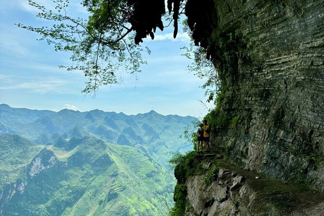 3D 2N Ha Giang Loop Tour Adventure on Motorbike Great Water Fall - Day one: Bac Sum Pass, Khau Lan Waterfall, and Hmong craft