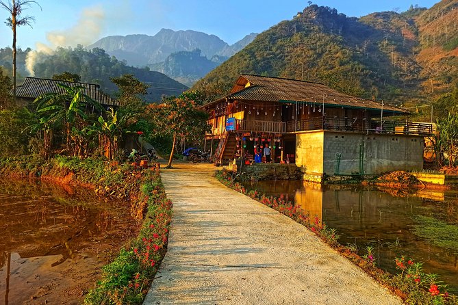 3D2N TOUR WITH EASYRIDERS 150cc (group 4-10Pax + private rooms) - Group size, social atmosphere, and crowding