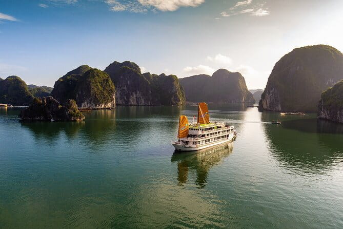 3Day Kayak & Trek to Ha Long Bay and Tamcoc (the 2nd day private) - Kayaking in Lan Ha Bay: The Trip’s Best Activity