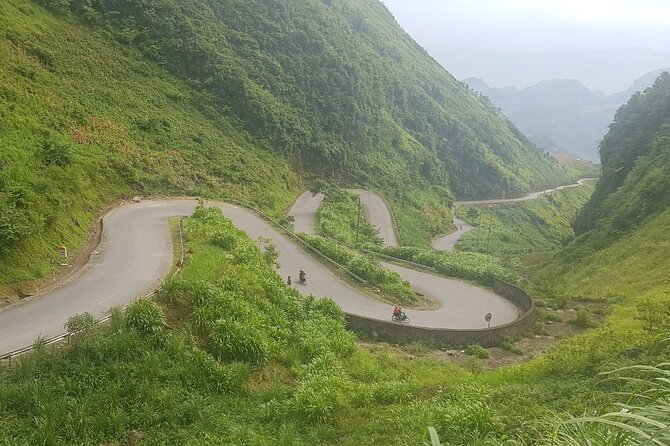 4 Days 3 Nights Ha Giang Easy Driving Motorbike Tours - Day 2: Bac Sum Pass to Dong Van