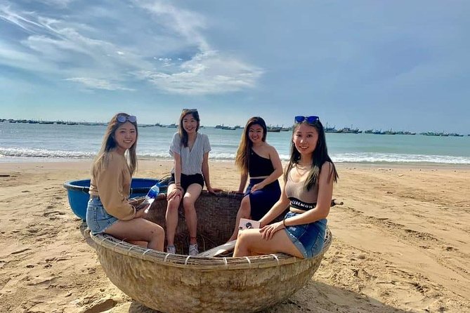 5-hour Sunrise or Sunset Jeep Tour from Mui Ne Beach Town - Fairy Stream: A Barefoot Walk Through Red Rock