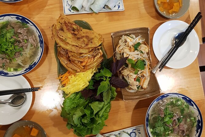 5 traditional dishes Da Nang cooking class with market trip - Meeting on Nguyễn Bá Lân Street