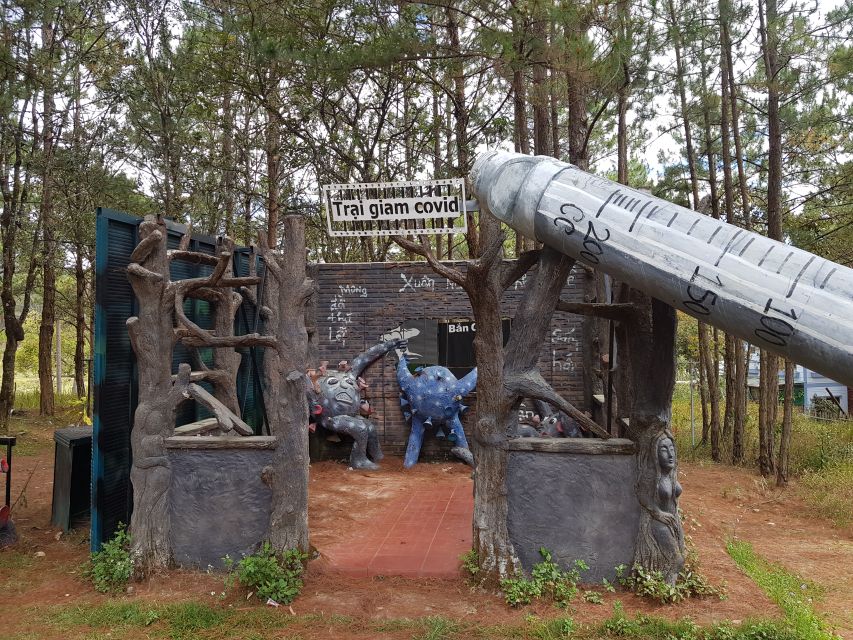 7-hour Datanla waterfall, Clay Tunnel and Holy See temple - Cao Dai Temple, a smaller Holy See