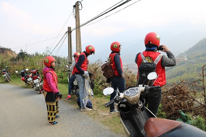A Glimpse Of Sapa Motorbike Tour Off the Beaten Path 4,5 Hours - O Quy Ho Mountain Pass And The First Big Views