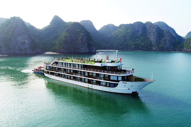 All-Inclusive 2 Day/1 Night Halong Luxury Cruise, Meals, Cave, Kayaking,Swimming - The Hanoi pickup and long road to the bay