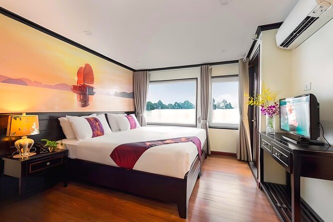 Amanda Cruise - Ha Long, Lan Ha Bay - All Inclusive 2D1N & 3D2N - Crew service is the strongest reason to book