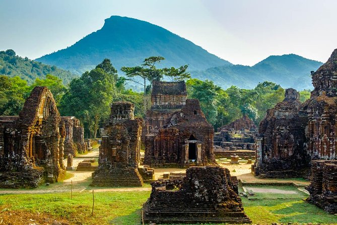 Amazing My Son Sunset Deluxe Small Group tour - Why My Son makes a good side trip from Hoi An