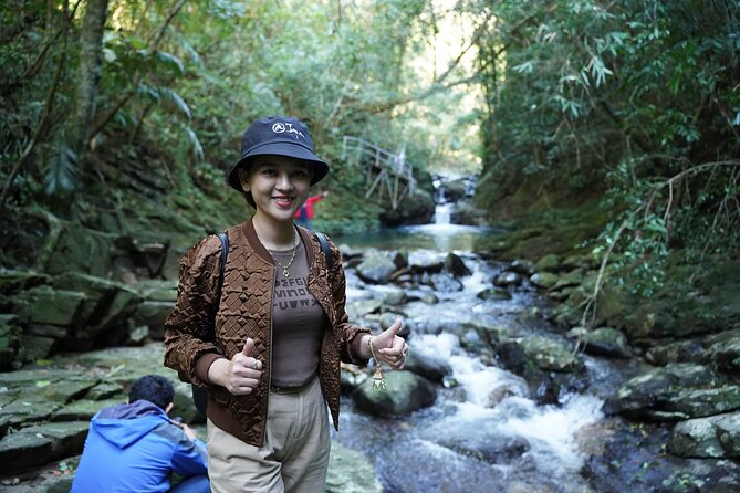 Bach Ma National Park trekking daily tour from Da Nang, Hoi An - A Picnic Lunch Beside the Water