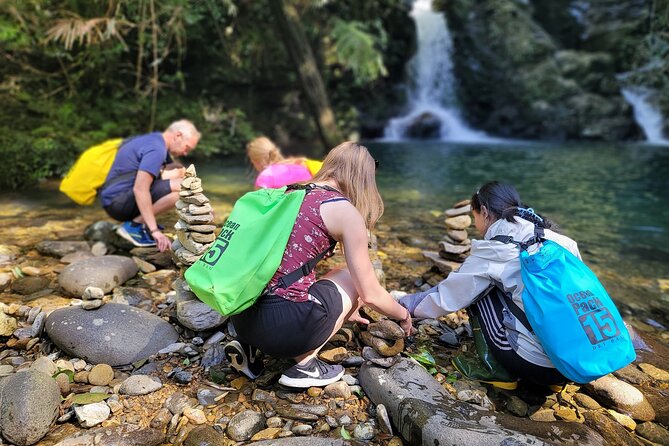 Bach Ma National Park trekking deluxe daily tour from Hue - Picnic lunch near Do Quyen Waterfall