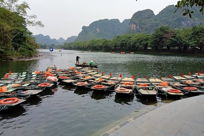 Bai Dinh, Trang An and Mua Cave Day Trip from Hanoi - What the $49 price really covers