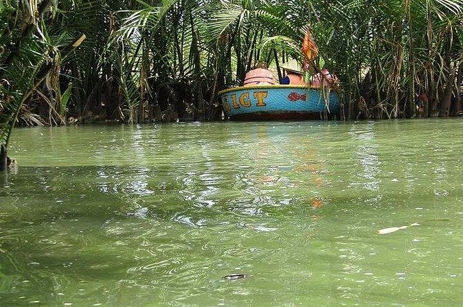 Basket Boat Tour from Da Nang/HoiAn by Lunch & Cafe Class Private - Who will enjoy this experience most
