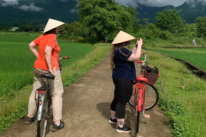 Bavi Eco Tour: Immerse in Authentic Village Life Outside Hanoi - Cooking lunch with Chin in Moc village