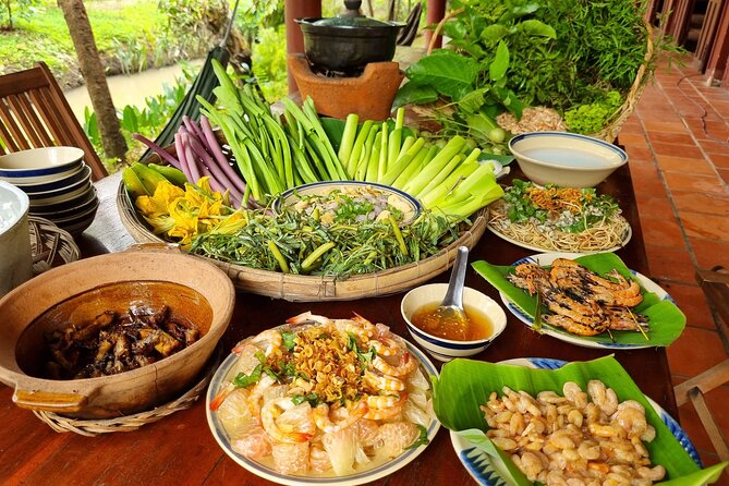 Ben Tre Mekong Zig Zag: Scooter, Sailboat, and Food (Full day) - Coconut gardens, homes, and everyday Mekong life