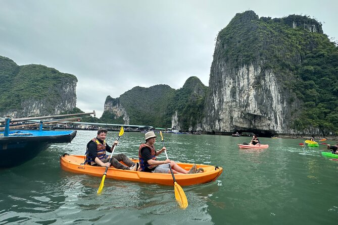 Best seller Halong bay 6 hours cruise - Titop Island and the climb to the viewpoint