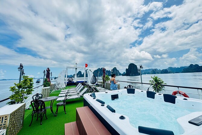 Best Value Ha Long bay 1 day - Lunch, kayak, swimming, transfer - Titop Island: swim, beach, or 500 steps