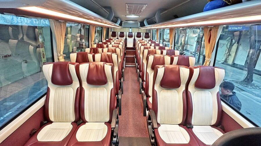 BestSeller - 2 Day 5-Star Overnight Cruise of Highest Safety - Lunch Among the Limestone Islets