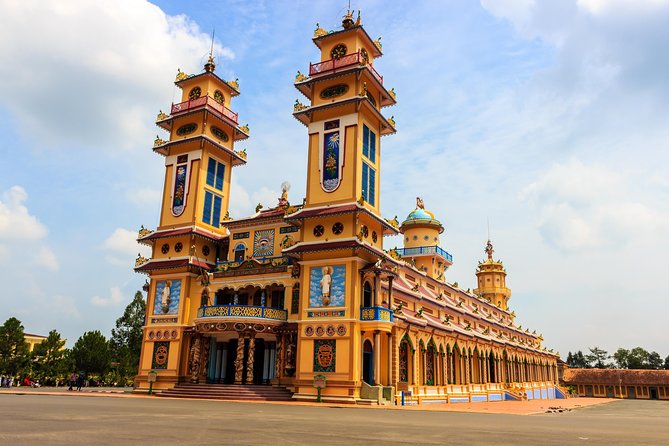 Black Virgin Mountain, Cao Dai Temple & Ben Duoc Cu Chi Tunnel - The private car, guide, and pace