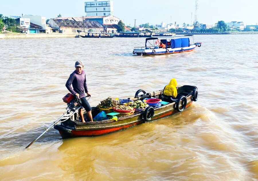 'Cai Rang' Floating Market 2-Day Tour With Biking & Boating - Why two days works better than a rushed day trip