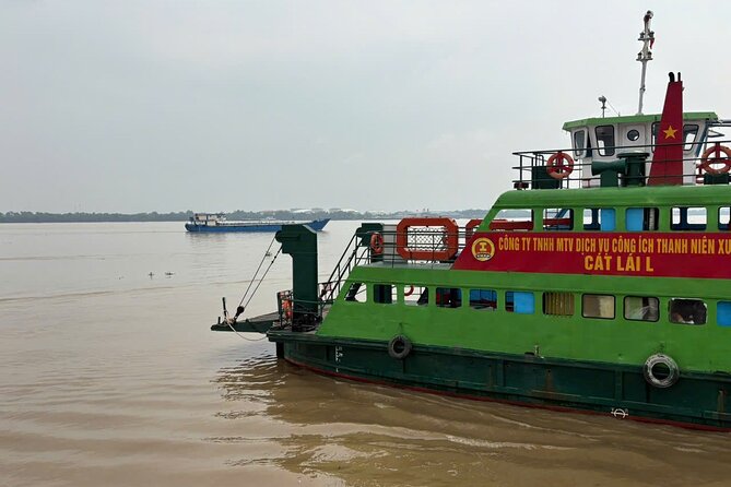 Can Gio Mangrove Adventure: Speedboat with Monkey Island - Feeding monkeys on Monkey Island