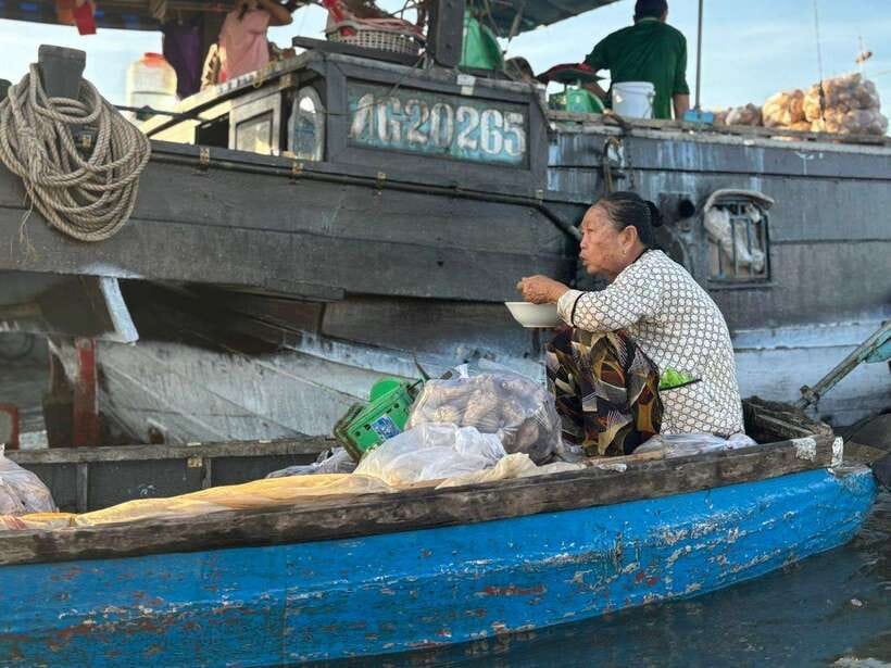 Can Tho: Floating Market, Canal, Cacao Farm & Mekong' Life - A village walk that slows the morning down