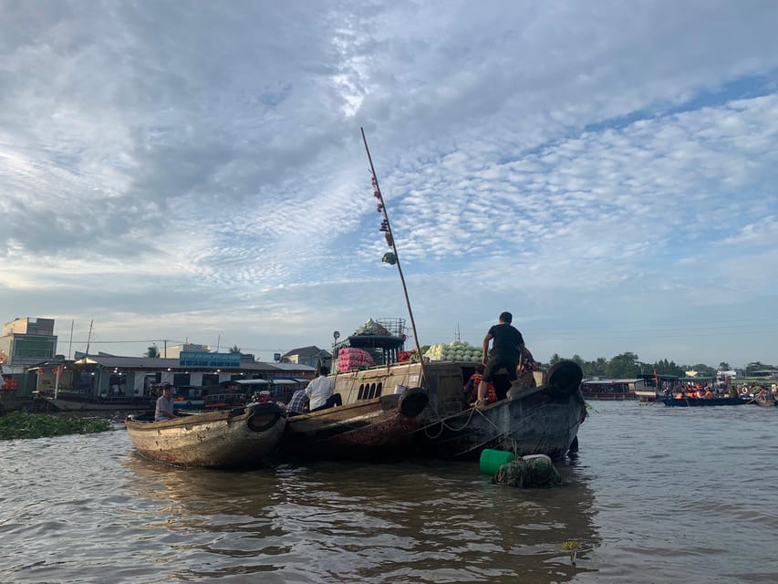 Can Tho: Mekong Delta and Cai Rang Floating Market Tour - Tropical fruit at Tu Dung Ecological Garden