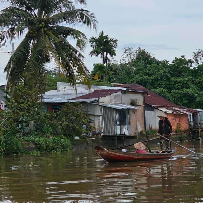 Can Tho: Peaceful Private Boat Ride on the Mekong(No Guide). - What communication is like without a guide