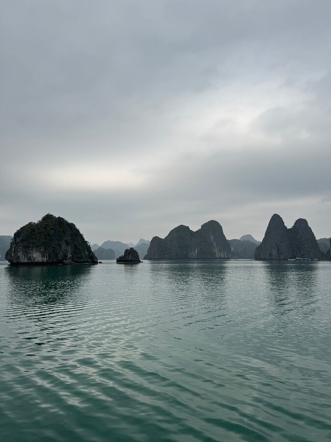Cat Ba Island: Full-day Tour Lan Ha Bay with Luxury Cruise - Lunch with seafood and local specialties