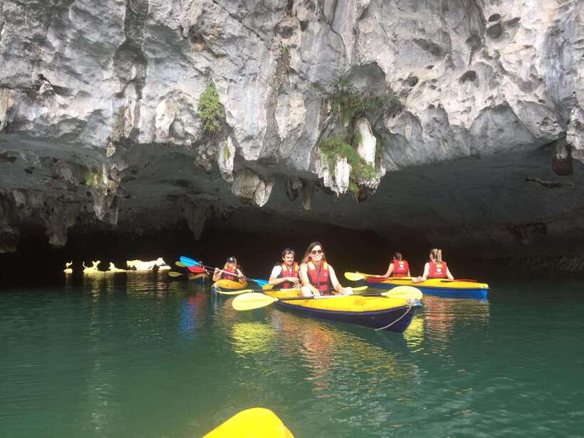Cat Ba: Lan Ha, HaLong bay full day- biking, kayaking, lunch - Swimming near Ba Trai Dao Beaches