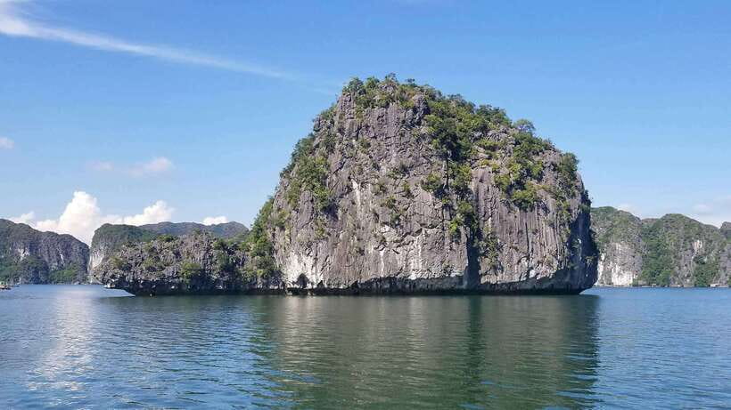 Cat Ba: Sunset on Lan Ha Bay with Sunset Party - What the $24 price really covers