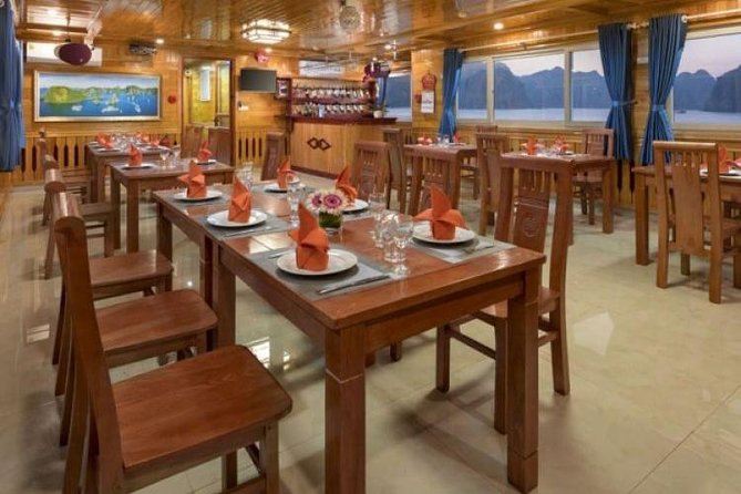 Catherine Cruise 2 Days/1 Night with 6 Star Cruise - Who will enjoy this cruise most?