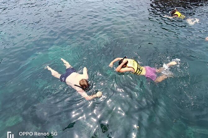 Cham island snorkeling tour - What the private format really changes